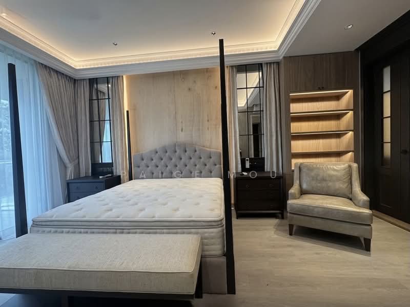 The Solitaire, 5B Balmoral Park, 3 Bedrooms, 2,600 sqft, Condominium For Sale, by Paige Mou, 500189926 - Master Bedroom - PropertyGuru.com.sg