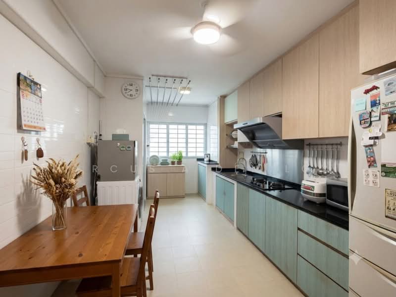 266 Tampines Street 21, 266 Tampines Street 21, 3 Bedrooms, 1,109 sqft, HDB Flat For Sale, by Marcus Aiden Low, 500189929 - Kitchen - PropertyGuru.com.sg