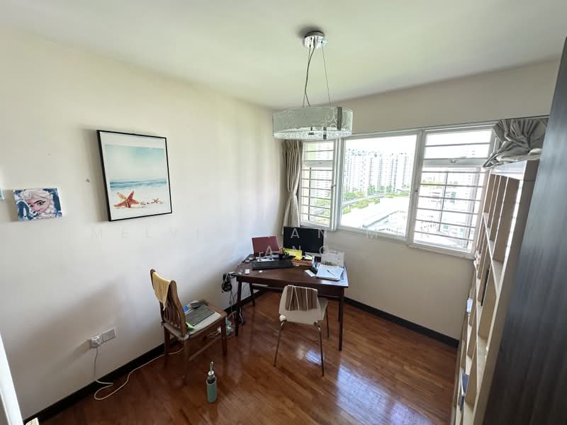 327 Clementi Avenue 5, 327 Clementi Avenue 5, Room Rental, 100 sqft, HDB Flat For Rent, by Melvin Tan Meng Liang, 500189932 - Study - PropertyGuru.com.sg