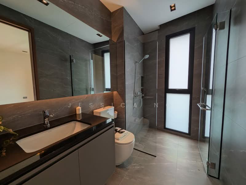 Sembawang Park, , 5 Bedrooms, 4,834 sqft, Terraced House For Sale, by Jessica Ng, 500189934 - Bathroom - PropertyGuru.com.sg