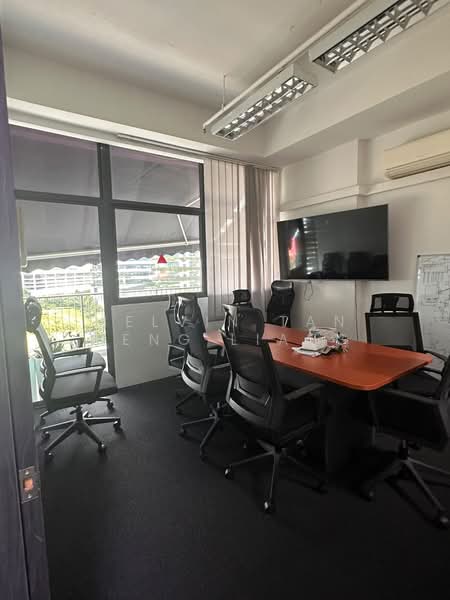 UB. One, 81 Ubi Avenue 4, 1,044 sqft, Light Industrial (B1) For Rent, by Melvin Tan Meng Liang, 500189947 - Interior - CommercialGuru.com.sg