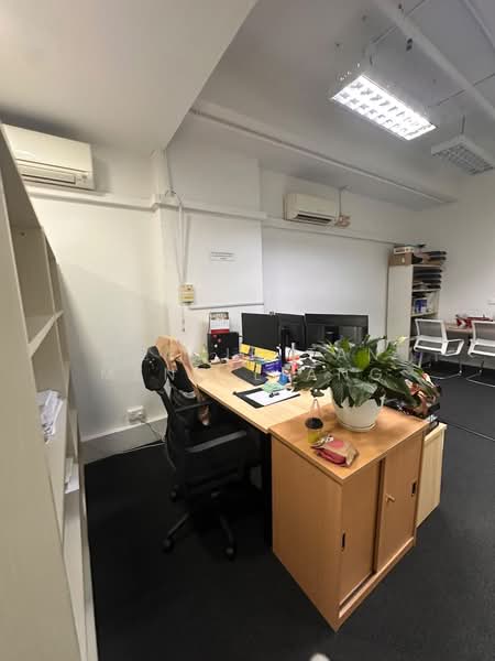 UB. One, 81 Ubi Avenue 4, 1,044 sqft, Light Industrial (B1) For Rent, by Melvin Tan Meng Liang, 500189947 - Study - CommercialGuru.com.sg