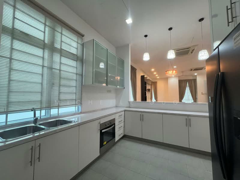 Serangoon Garden Estate, Penshurst Place, 5 Bedrooms, 4,500 sqft, Corner Terrace For Rent, by Michelle Guo, 500189948 - Kitchen - PropertyGuru.com.sg