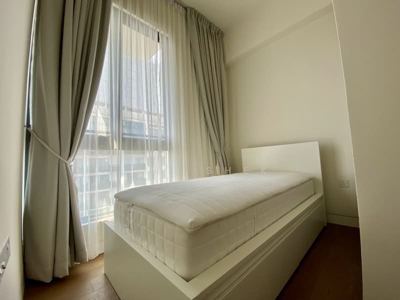 Highline Residences, 9 Kim Tian Road, 2 Bedrooms, 667 sqft, Condominium For Sale, by Ling Shek, 500189949 - Second Bedroom - PropertyGuru.com.sg