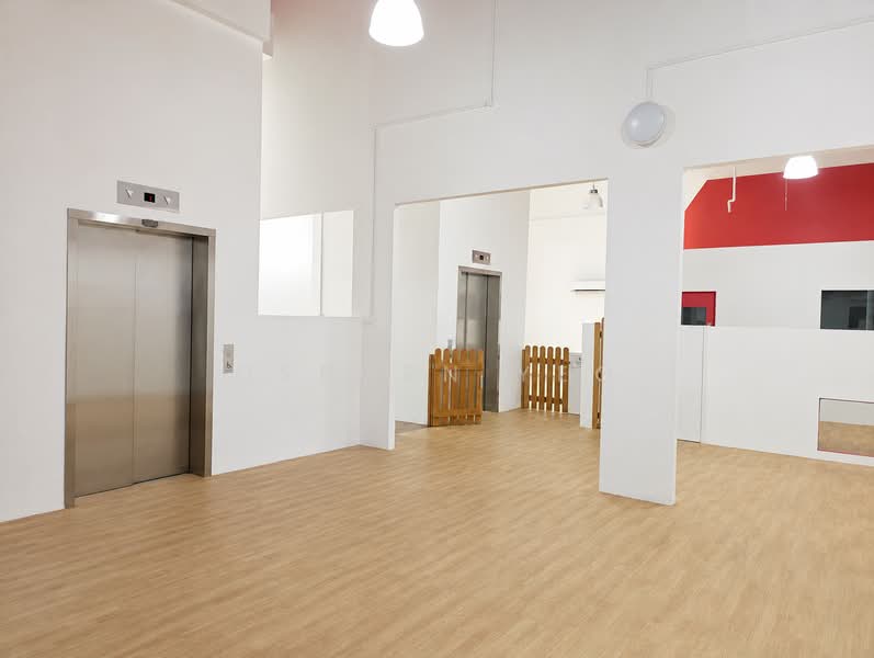 ☎️ ZERO Takeover Fee | 2x Huge Terrace Factory w Private Lift | Childcare Ready, Open to Other Use, , 11,669 sqft, Light Industrial (B1) For Rent, by Osborn Yeo, 500189953 - Lobby - CommercialGuru.com.sg