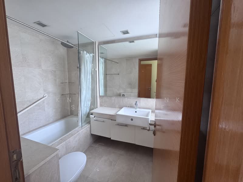 Mera Springs, 83 Carlisle Road, 2 Bedrooms, 1,066 sqft, Condominium For Sale, by GWEN LIM, 500189960 - Bathroom - PropertyGuru.com.sg