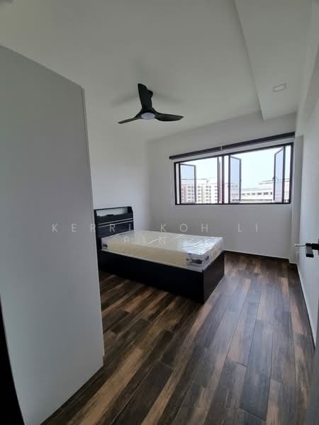 341 Jurong East Avenue 1, 341 Jurong East Avenue 1, Room Rental, 150 sqft, HDB Flat For Rent, by Kerri Koh Li Ping, 500189967 - Bedroom - PropertyGuru.com.sg