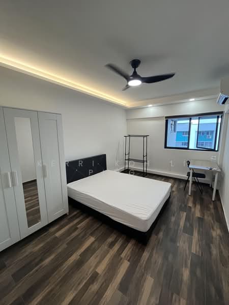 341 Jurong East Avenue 1, 341 Jurong East Avenue 1, Room Rental, 150 sqft, HDB Flat For Rent, by Kerri Koh Li Ping, 500189967 - Bedroom - PropertyGuru.com.sg