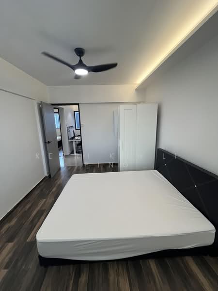 341 Jurong East Avenue 1, 341 Jurong East Avenue 1, Room Rental, 150 sqft, HDB Flat For Rent, by Kerri Koh Li Ping, 500189967 - Bedroom - PropertyGuru.com.sg