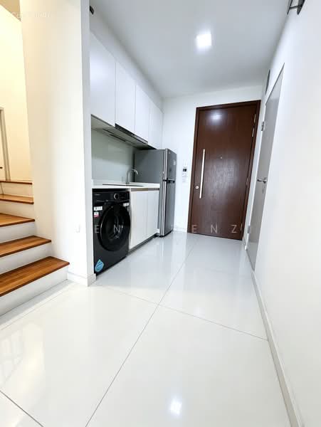 Ness, 38 Lorong 32 Geylang, 2 Bedrooms, 926 sqft, Condominium For Rent, by Jenn Denz Law, 500189977 - Kitchen - PropertyGuru.com.sg