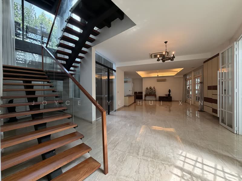 Novena District 11 Detached In Good Class Bungalow Areas, Bukit Tunggal Road, 10+ Bedrooms, 15,000 sqft, Detached House For Sale, by Joyce Lye Hui Xin, 500189985 - Living Room - PropertyGuru.com.sg