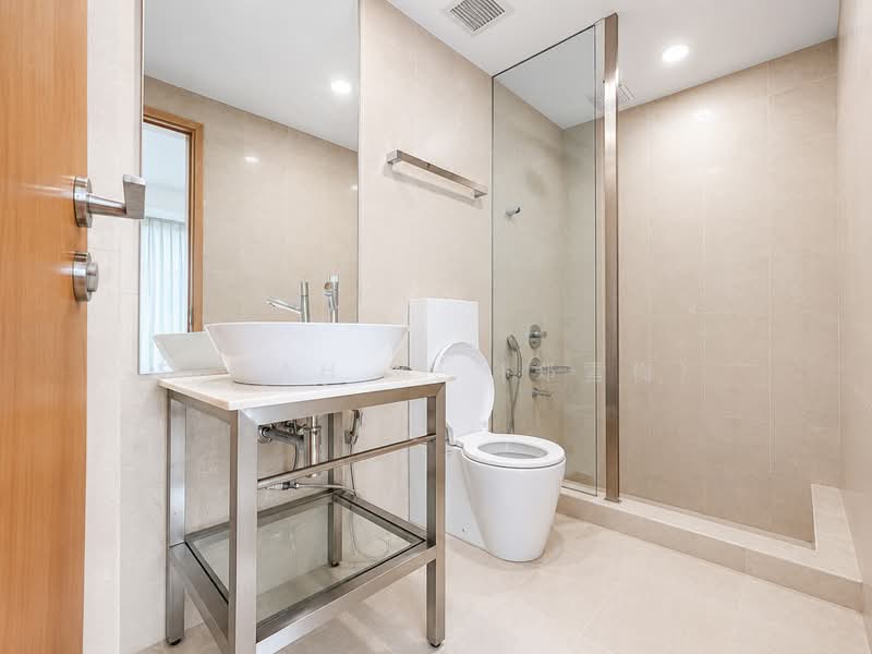 Vida, 5 Peck Hay Road, 3 Bedrooms, 1,378 sqft, Condominium For Sale, by Sarah X. (郑雪梅), 500189986 - Bathroom - PropertyGuru.com.sg