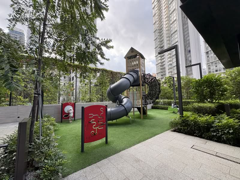 Irwell Hill Residences, 2 Irwell Hill, 4 Bedrooms, 1,582 sqft, Condominium For Sale, by Rowena Chan, 500189988 - Exterior - PropertyGuru.com.sg