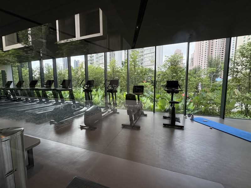 Irwell Hill Residences, 2 Irwell Hill, 4 Bedrooms, 1,582 sqft, Condominium For Sale, by Rowena Chan, 500189988 - Gym - PropertyGuru.com.sg