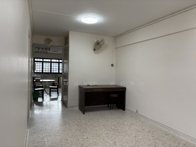 244 Hougang Street 22, 244 Hougang Street 22, 2 Bedrooms, 721 sqft, HDB Flat For Sale, by Edmund Wong, 500189989 - Living Hall - PropertyGuru.com.sg