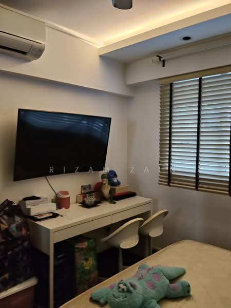 276 Yishun Street 22, 276 Yishun Street 22, 3 Bedrooms, 904 sqft, HDB Flat For Sale, by Rizam Zain, 500189992 - Bedroom - PropertyGuru.com.sg