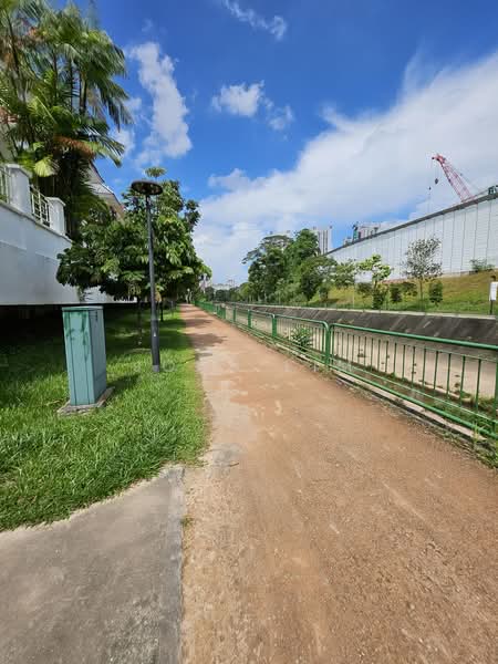 Holland Grove, Holland Grove View, 4 Bedrooms, 3,600 sqft, Semi-Detached House For Sale, by John Lim, 500189993 - PropertyGuru.com.sg