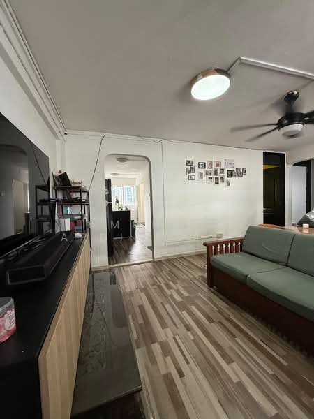 458 Tampines Street 42, 458 Tampines Street 42, 3 Bedrooms, 904 sqft, HDB Flat For Sale, by Muhd. Ardiyanto Rohman, 500190001 - Living Room - PropertyGuru.com.sg