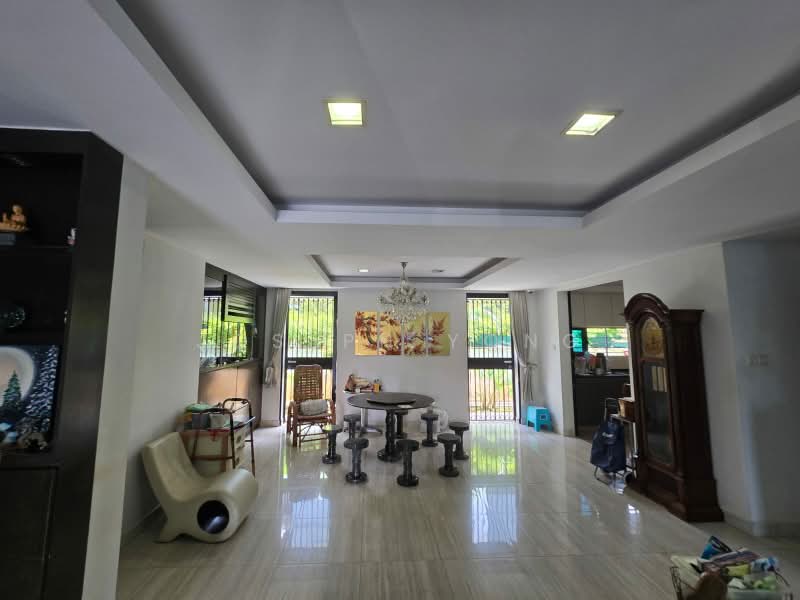 351 East Coast road, , 8 Bedrooms, 4,200 sqft, Bungalow House For Sale, by Joseph Yong, 500190008 - Living Room - PropertyGuru.com.sg