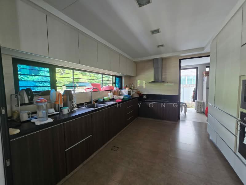 351 East Coast road, , 8 Bedrooms, 4,200 sqft, Bungalow House For Sale, by Joseph Yong, 500190008 - Kitchen - PropertyGuru.com.sg