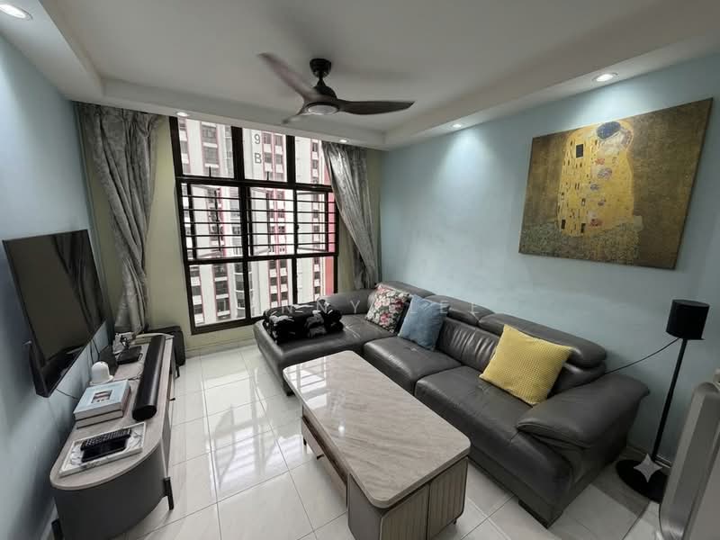 360B Admiralty Drive, 360B Admiralty Drive, 3 Bedrooms, 1,023 sqft, HDB Flat For Sale, by Jenny Lee, 500190009 - Living Room - PropertyGuru.com.sg