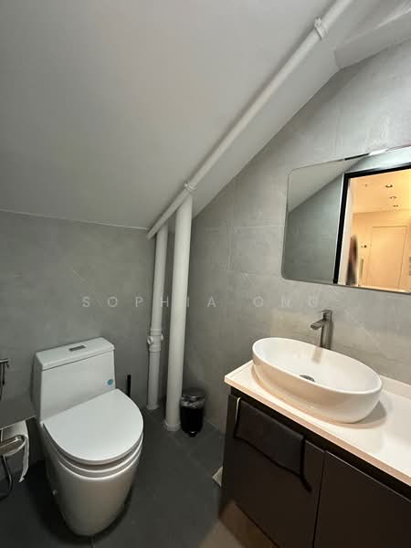 Gemini @ Sims, 2 Sims Close, 3,079 sqft, Light Industrial (B1) For Sale, by Sophia Ong, 500190012 - Bathroom - CommercialGuru.com.sg