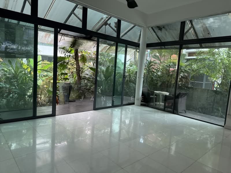 Platina Road, Platina Road, 4 Bedrooms, 3,960 sqft, Cluster House For Sale, by Jane Ee, 500190013 - Living Room - PropertyGuru.com.sg