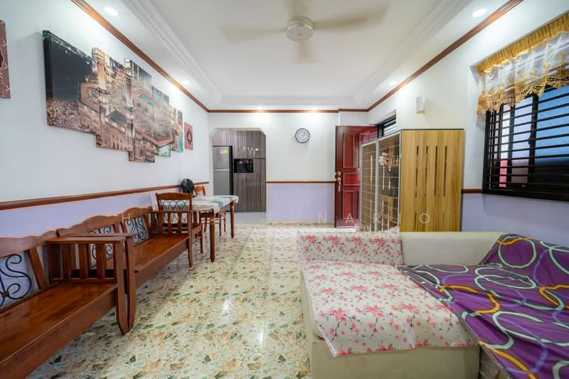 319A Anchorvale Drive, 319A Anchorvale Drive, 3 Bedrooms, 968 sqft, HDB Flat For Sale, by Hidir Sunario, 500190015 - Living Room - PropertyGuru.com.sg