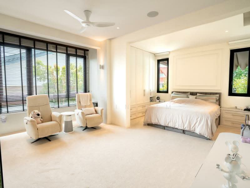 ✨⭐MODERN SEMI-D | LIFT | POOL | CUL-DE-SAC ✨⭐, Crafted for families who value comfort, functionality and timeless design., 6 Bedrooms, 7,000 sqft, Semi-Detached House For Sale, by Kelvin Lim, 500190026 - Bedroom - PropertyGuru.com.sg