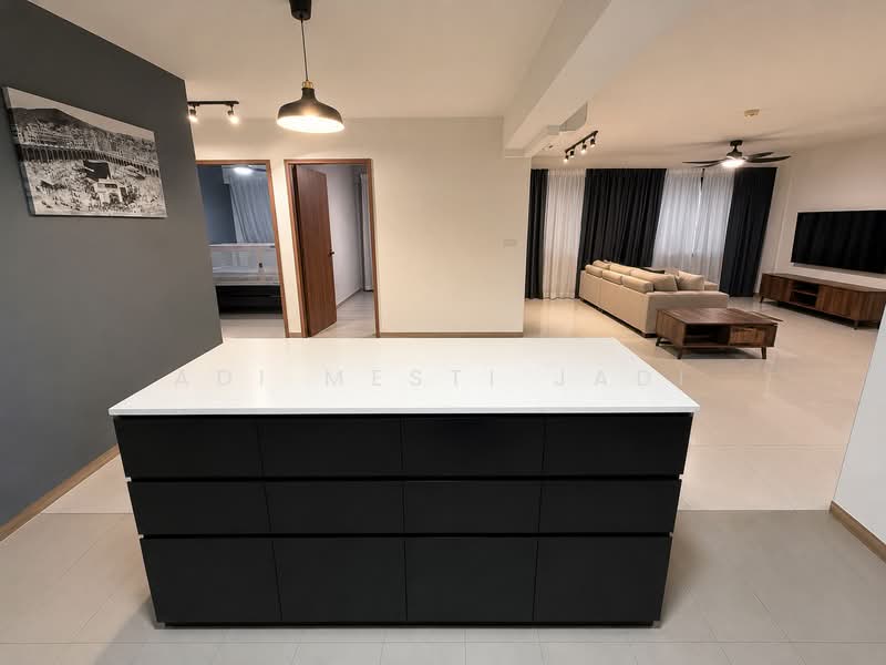 467B Bukit Batok West Avenue 9, 467B Bukit Batok West Avenue 9, 3 Bedrooms, 1,184 sqft, HDB Flat For Sale, by Adi Mesti Jadi, 500190054 - Living Room - PropertyGuru.com.sg