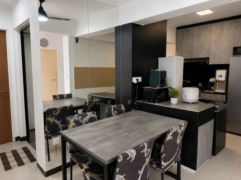 682A Edgedale Plains, 682A Edgedale Plains, 3 Bedrooms, 732 sqft, HDB Flat For Sale, by Nick R. L, 500190056 - Dining Room - PropertyGuru.com.sg