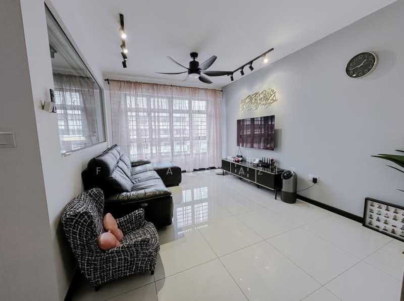 622A Tampines Avenue 12, 622A Tampines Avenue 12, 3 Bedrooms, 1,001 sqft, HDB Flat For Sale, by Firdaus Aziz, 500190058 - Living Room - PropertyGuru.com.sg