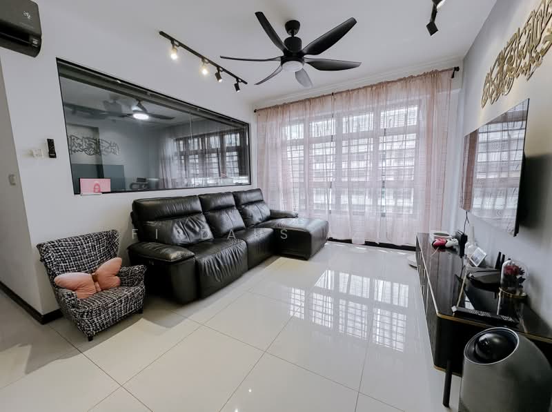 622A Tampines Avenue 12, 622A Tampines Avenue 12, 3 Bedrooms, 1,001 sqft, HDB Flat For Sale, by Firdaus Aziz, 500190058 - Living Room - PropertyGuru.com.sg