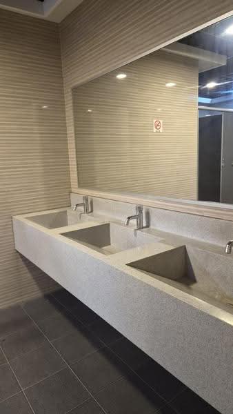Cititech Industrial Building, 629 Aljunied Road, Eunos / Geylang / Paya Lebar, 1,475 sqft, Light Industrial (B1) For Rent, by Dorris Tan, 500190122 - Bathroom - CommercialGuru.com.sg