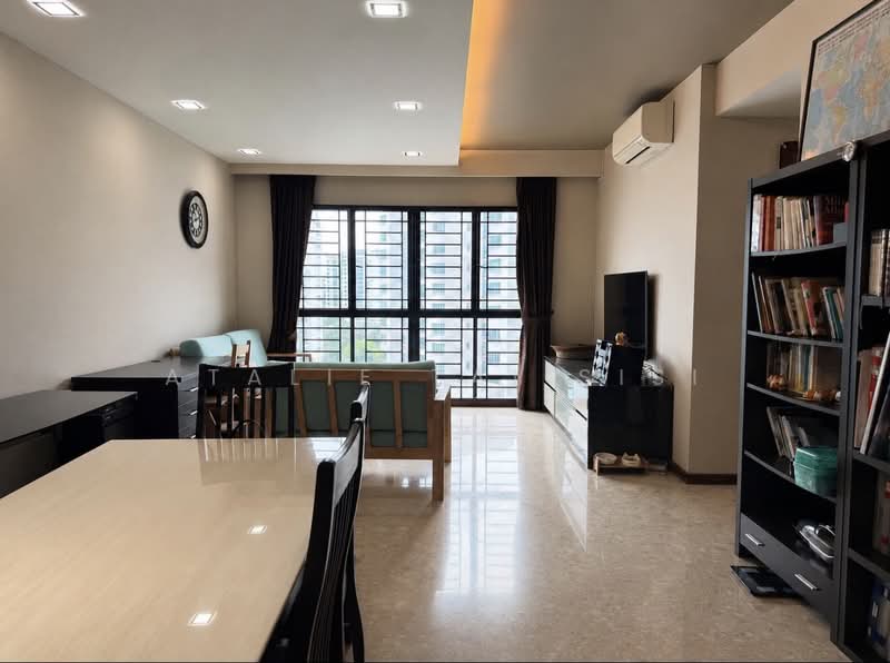 Woodsvale, 19 Woodlands Drive 72, 3 Bedrooms, 1,313 sqft, Condominium For Sale, by Atalie Tai Sisi, 500190125 - Living Room - PropertyGuru.com.sg