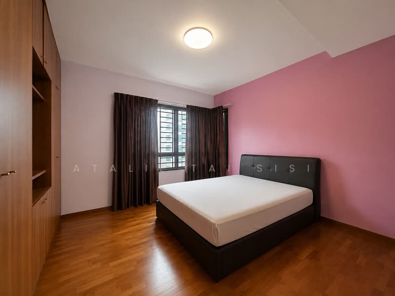 Woodsvale, 19 Woodlands Drive 72, 3 Bedrooms, 1,313 sqft, Condominium For Sale, by Atalie Tai Sisi, 500190125 - Bedroom - PropertyGuru.com.sg