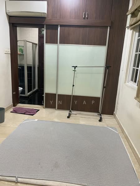 417446, , Room Rental, 110 sqft, Semi-Detached House For Rent, by Lyn Yap, 500190126 - Bathroom - PropertyGuru.com.sg
