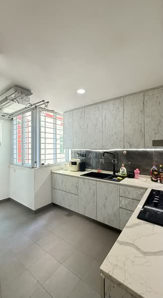 Casa Rosa, 35 Lorong Ong Lye, 3 Bedrooms, 1,184 sqft, Condominium For Rent, by Kua WanTing, 500190134 - Kitchen - PropertyGuru.com.sg