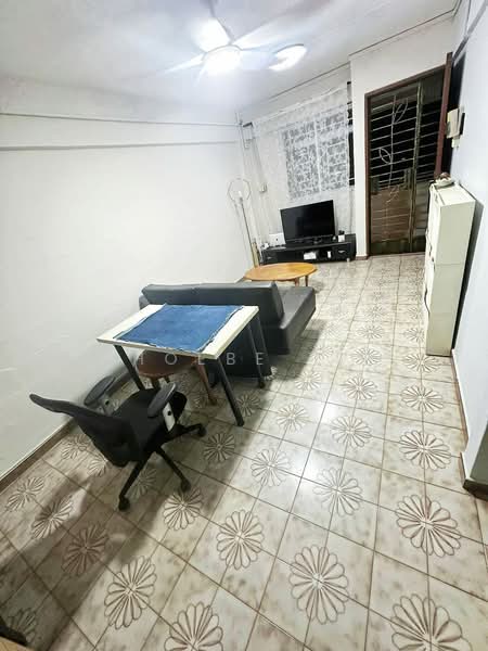 354 Clementi Avenue 2, 354 Clementi Avenue 2, 2 Bedrooms, 721 sqft, HDB Flat For Rent, by Phoebe Lee, 500190137 - Living Room - PropertyGuru.com.sg
