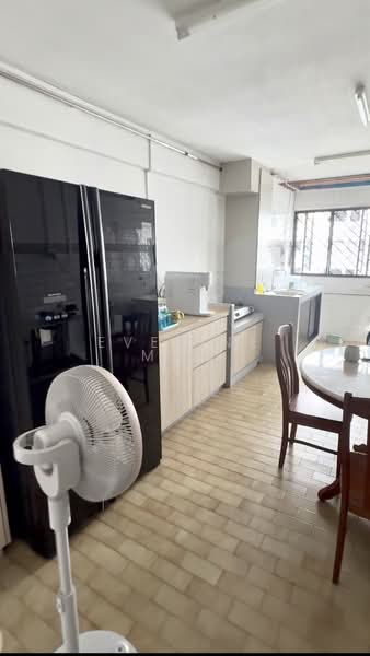 751 Yishun Street 72, 751 Yishun Street 72, Room Rental, 140 sqft, HDB Flat For Rent, by Eveline Moo, 500190139 - Kitchen - PropertyGuru.com.sg