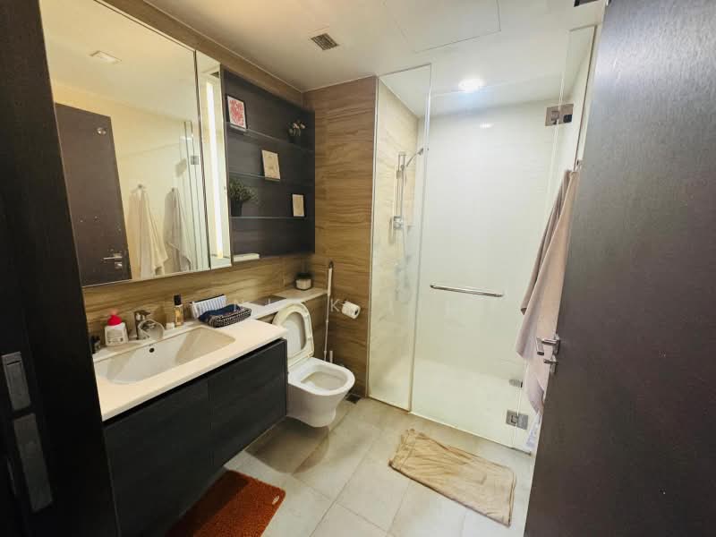 Sims Urban Oasis, 10 Sims Drive, 1 Bedroom, 409 sqft, Condominium For Rent, by Nick Lim, 500190144 - Bathroom - PropertyGuru.com.sg