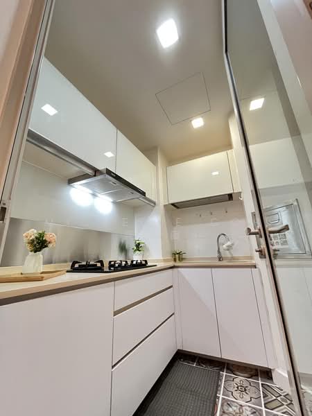 The Centris, 85 Jurong West Central 3, 4 Bedrooms, 1,561 sqft, Apartment For Sale, by Michelle Goh 呉詩韻, 500190161 - Kitchen - PropertyGuru.com.sg