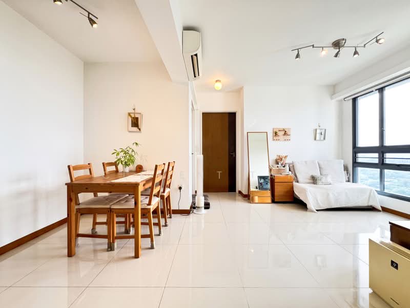 94 Dawson Road, 94 Dawson Road, 2 Bedrooms, 678 sqft, HDB Flat For Sale, by Clement Tan, 500190164 - Living & Dining Room - PropertyGuru.com.sg