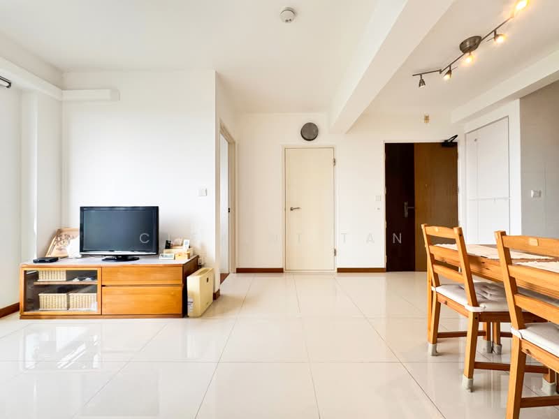94 Dawson Road, 94 Dawson Road, 2 Bedrooms, 678 sqft, HDB Flat For Sale, by Clement Tan, 500190164 - Living & Dining Room - PropertyGuru.com.sg