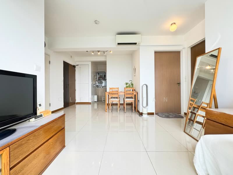 94 Dawson Road, 94 Dawson Road, 2 Bedrooms, 678 sqft, HDB Flat For Sale, by Clement Tan, 500190164 - Living & Dining Room - PropertyGuru.com.sg