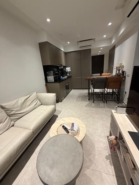 Park Colonial, 4 Woodleigh Lane, 2 Bedrooms, 678 sqft, Condominium For Rent, by Elaine Kuehn-Tan, 500190168 - Living Room - PropertyGuru.com.sg