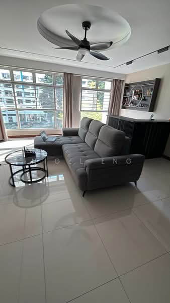 342A Yishun Ring Road, 342A Yishun Ring Road, Room Rental, 180 sqft, HDB Flat For Rent, by Nigel Eng, 500190175 - Living Room - PropertyGuru.com.sg