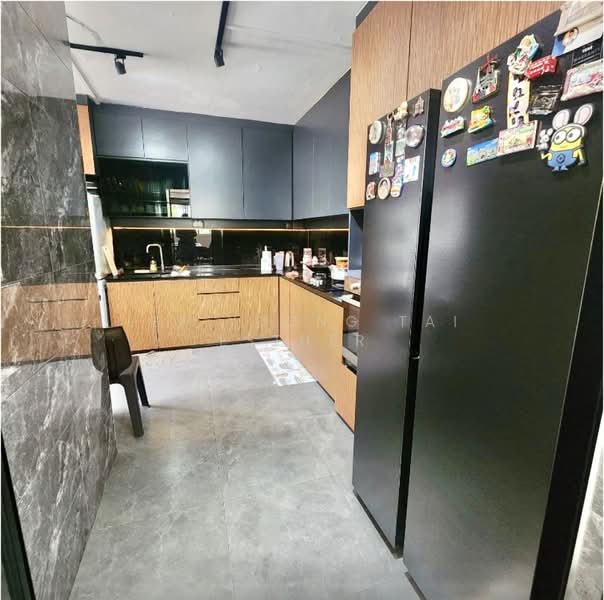 333 Bukit Batok Street 32, 333 Bukit Batok Street 32, 4 Bedrooms, 1,532 sqft, HDB Flat For Rent, by Lee Yoong Tai Esther, 500190181 - Kitchen - PropertyGuru.com.sg