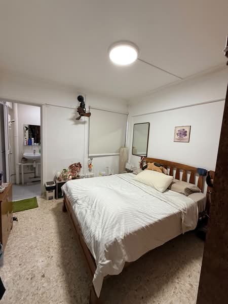 115 Hougang Avenue 1, 115 Hougang Avenue 1, 2 Bedrooms, 721 sqft, HDB Flat For Rent, by Elaine Kuehn-Tan, 500190194 - Bedroom - PropertyGuru.com.sg