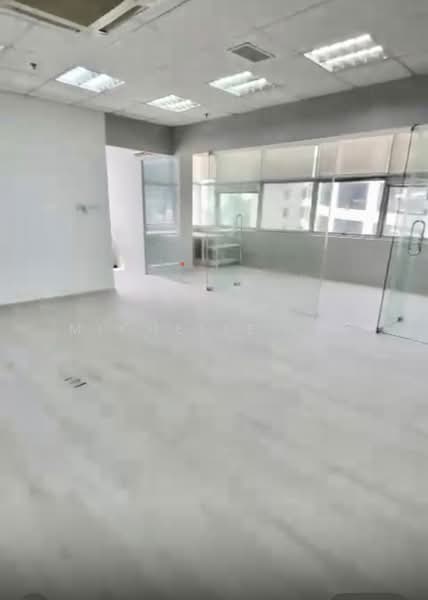 Wcega Tower, 21 Bukit Batok Crescent, 1,184 sqft, Light Industrial (B1) For Sale, by Michelle Lee, 500190202 - Interior - CommercialGuru.com.sg